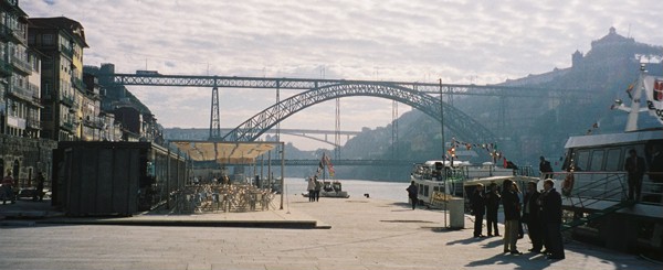 Eiffel's double decker bridge over the Douro, connecting Oporto and Vila Nova de Gaia